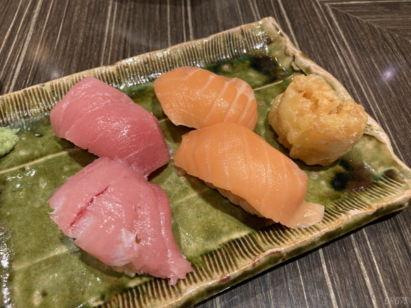 横浜ベイシェラトンのコンパスの寿司2
