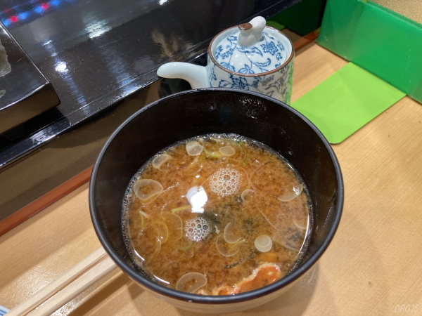 豊洲寿司大の味噌汁