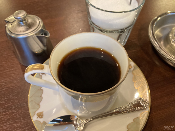 野毛の喫茶とまり木コーヒー1