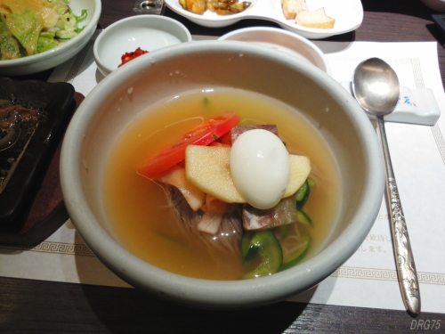 妻家房の冷麺