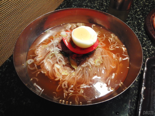 横浜駅の横浜苑の冷麺