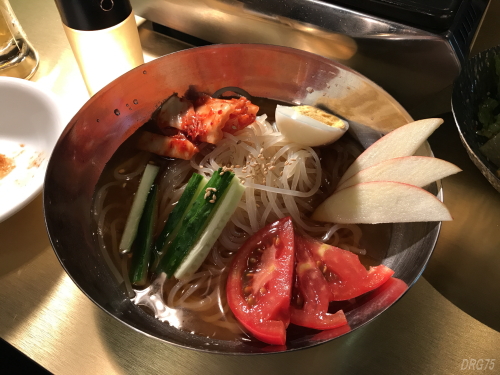 東京都六本木の朋ちゃんの冷麺