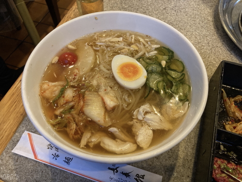 長春館の冷麺